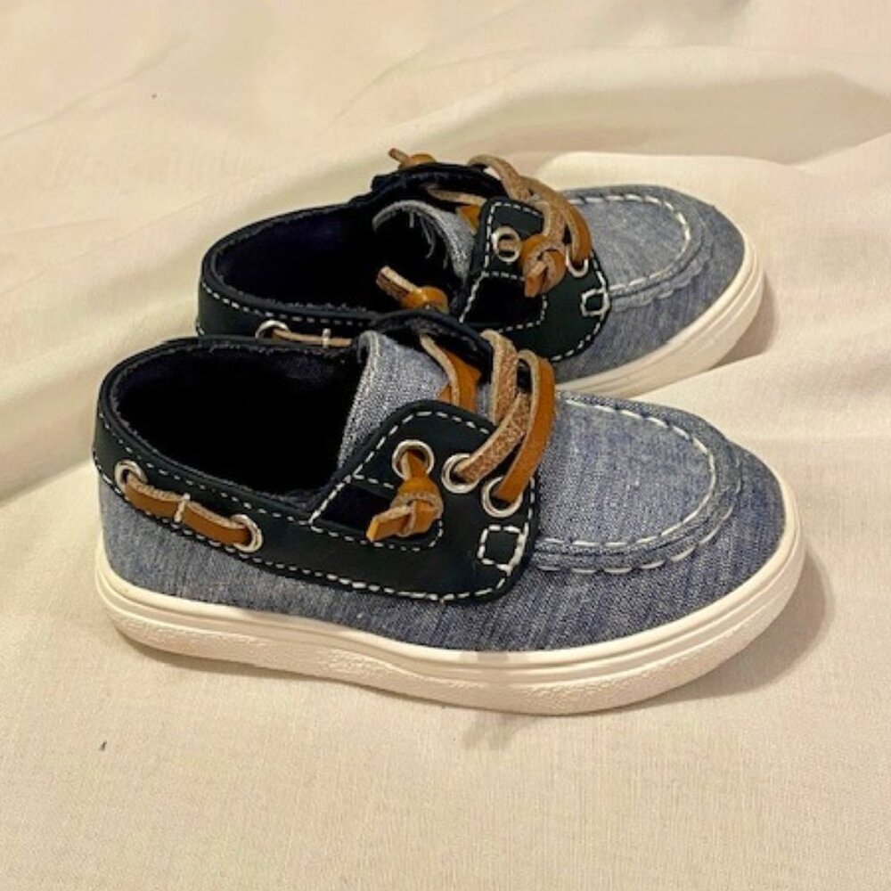 Children's Place Boat Shoes for Toddler size 4